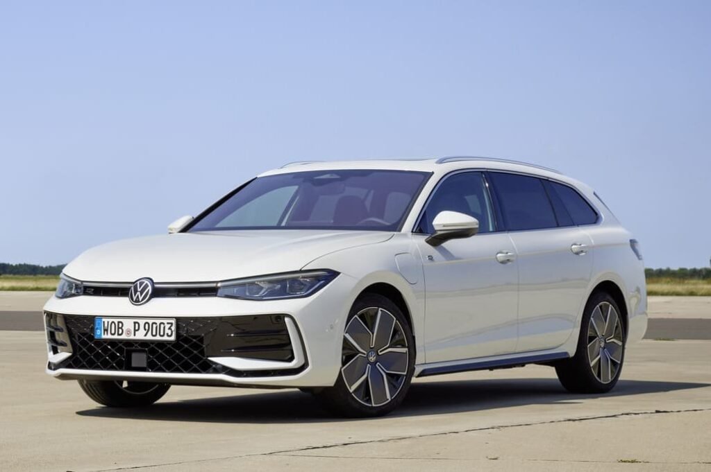 Goodyear-auf-dem-neuen-VW-Passat-Variant.